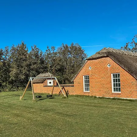 Lovely In Vaeggerlose With Sauna 度假居